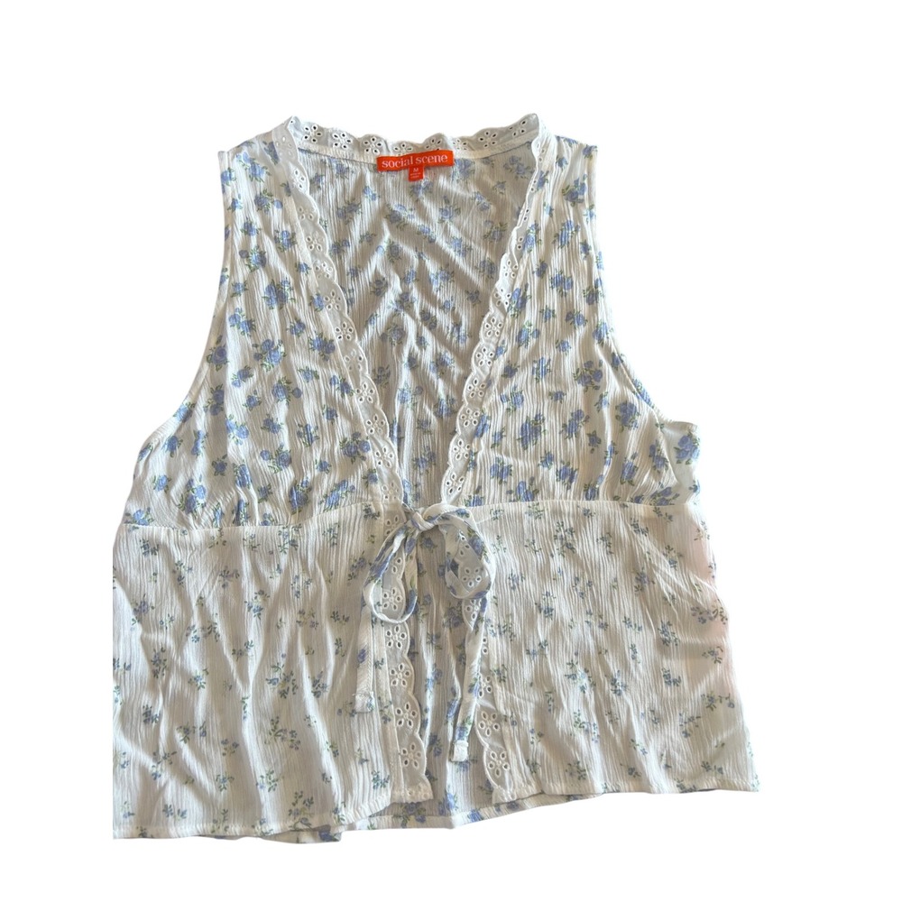 SOCIAL SCENE Tie Front Vest Top Womens M White Floral Eyelet Trim Babydoll NWT